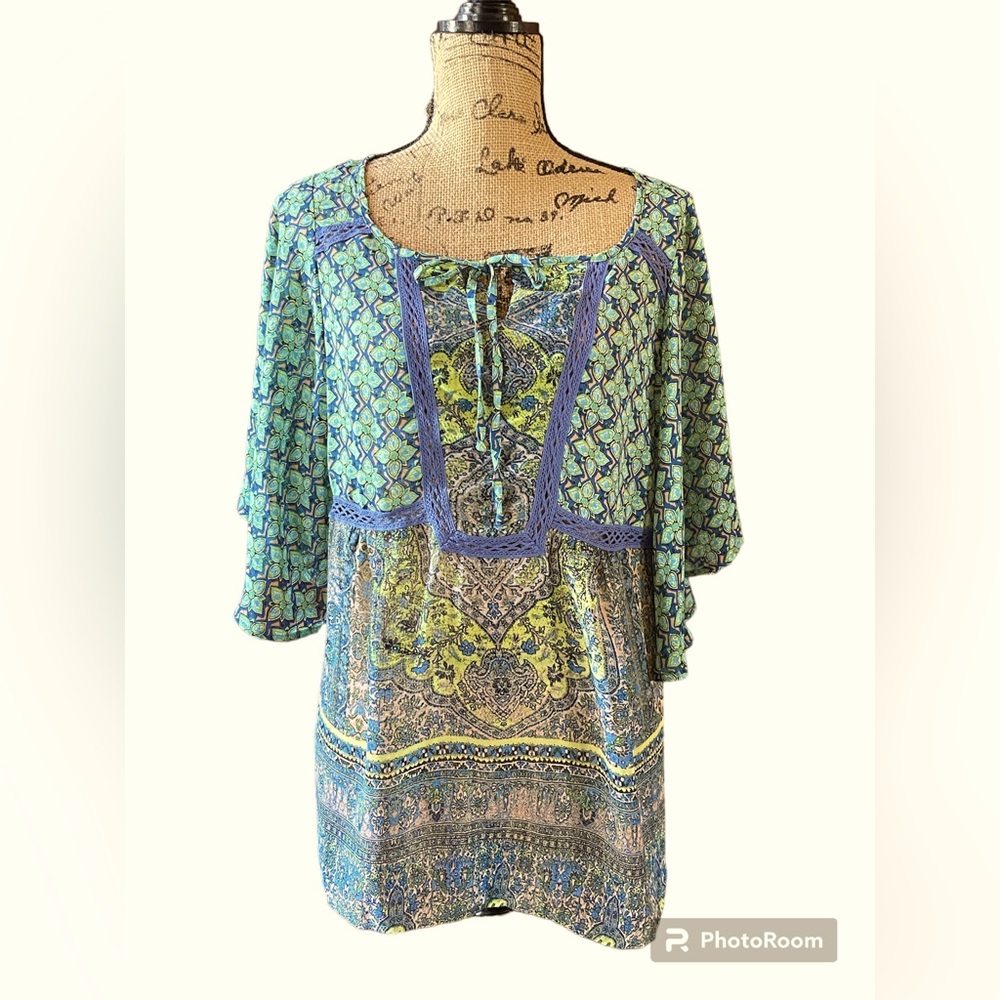 Valerie Stevens 1X Boho Top